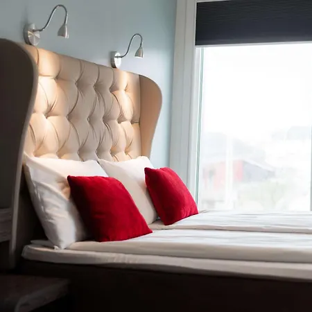 호텔 스칸딕 시티 4*